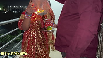 Post Iftar on Karwa Chauth, a mature couple indulges in steamy chudai with naughty talk