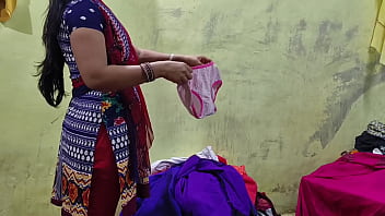 Indian housekeeper undresses and engages in sexual activity with gentleman for payment